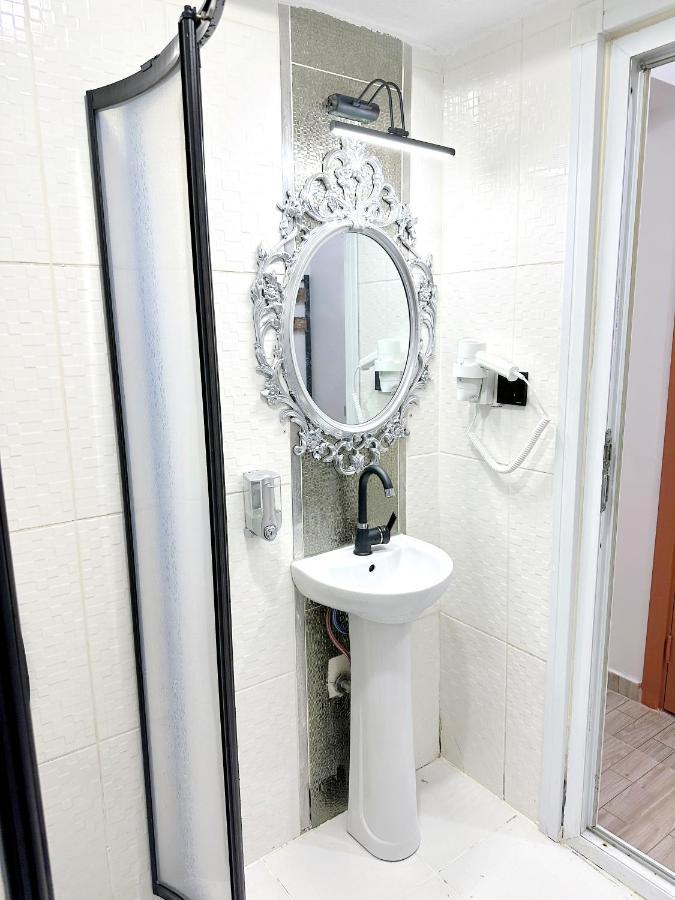 Menesa Hotel Isztambul Kültér fotó